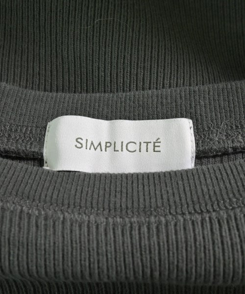 Simplicite เสื้อยืด/เสื้อท็อปส์
