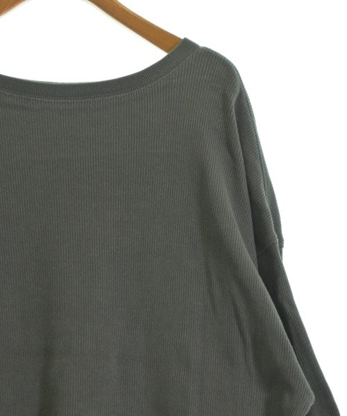 Simplicite เสื้อยืด/เสื้อท็อปส์