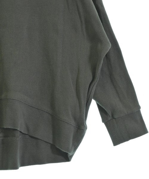 Simplicite เสื้อยืด/เสื้อท็อปส์