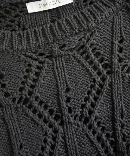 Simplicite เสื้อกันหนาว