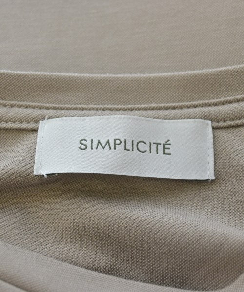 Simplicite เสื้อยืด/เสื้อท็อปส์