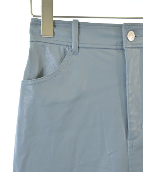 Simplicite กระโปรงยาวถึงเข่า