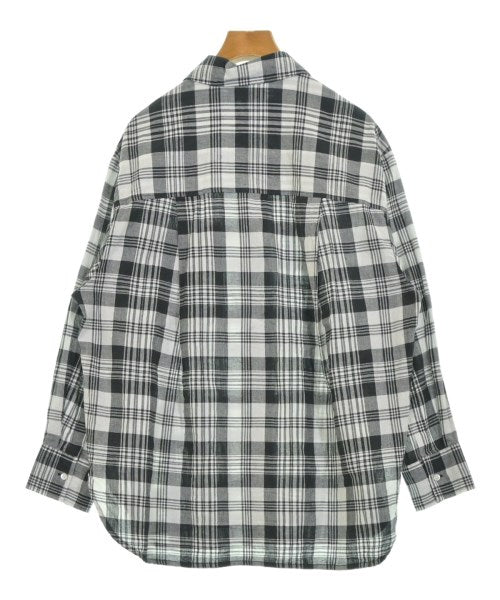 Simplicite เสื้อลำลอง