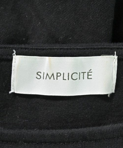 Simplicite เสื้อยืด/เสื้อท็อปส์