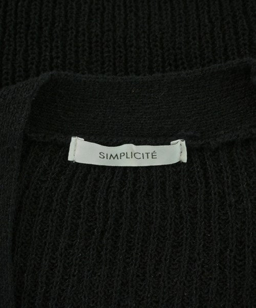 Simplicite เสื้อแขนกุด