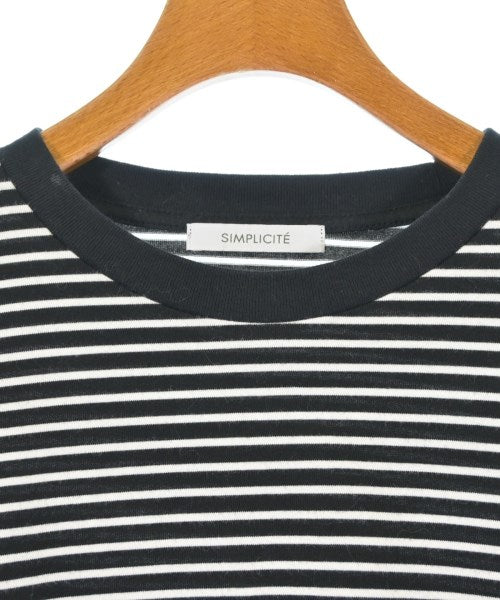 Simplicite เสื้อยืด/เสื้อท็อปส์