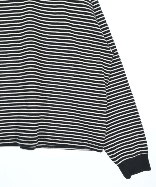 Simplicite เสื้อยืด/เสื้อท็อปส์