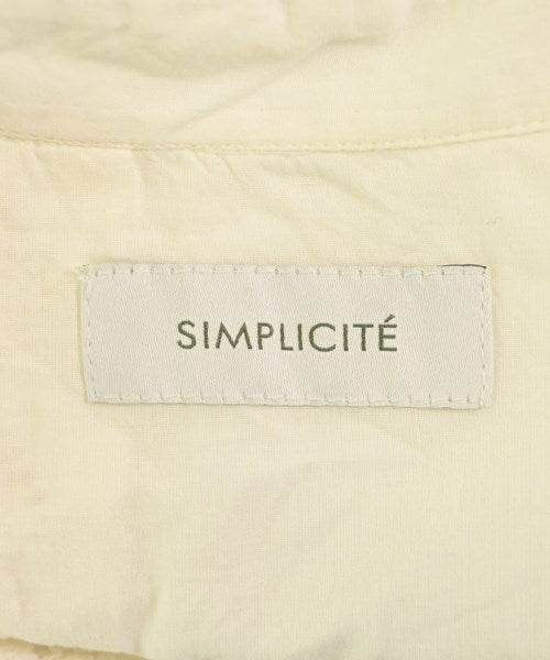 Simplicite เสื้อลำลอง