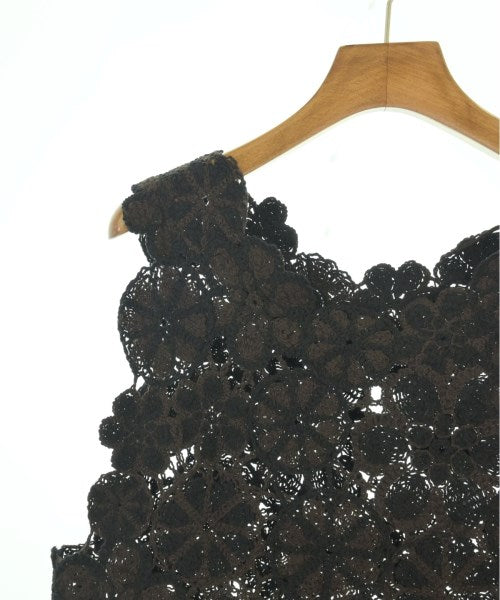 Simplicite เสื้อแขนกุด
