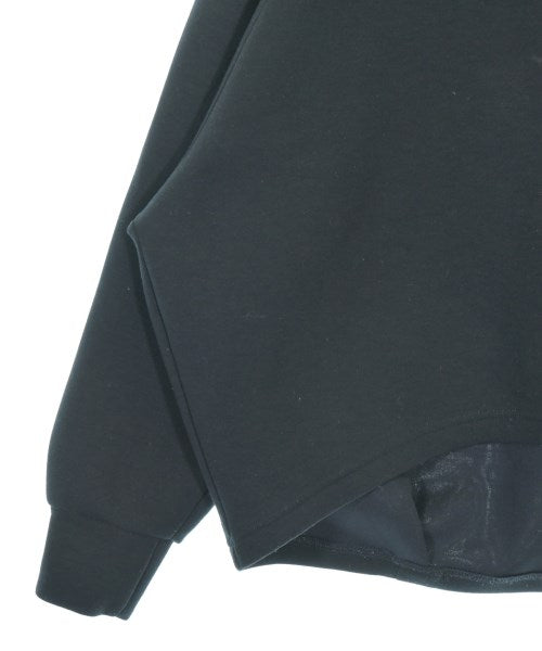 Simplicite เสื้อยืด/เสื้อท็อปส์