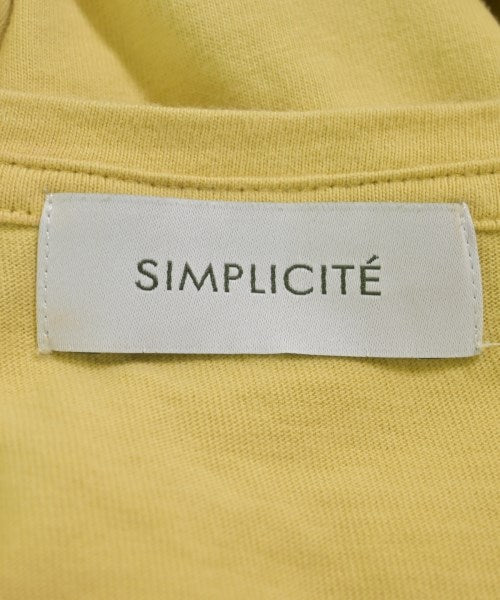 Simplicite เสื้อยืด/เสื้อท็อปส์