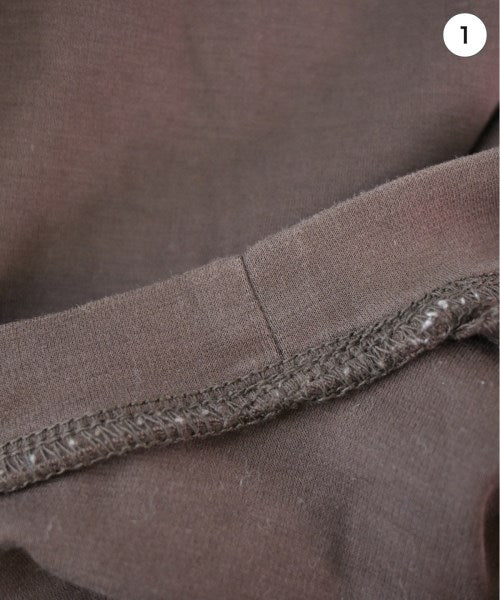 PLST เสื้อยืด/เสื้อท็อปส์