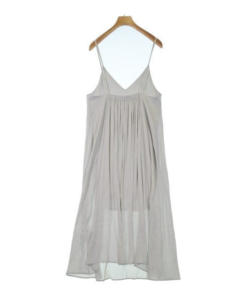 PLST ชุดเดรส