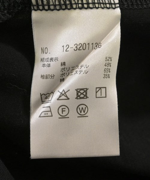 PLST เสื้อยืด/เสื้อท็อปส์