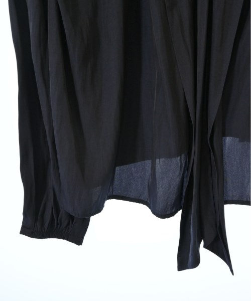 PLST เสื้อสตรี