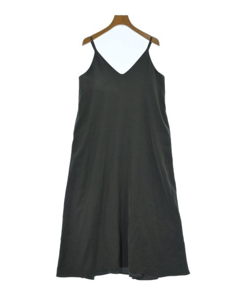 PLST ชุดเดรส