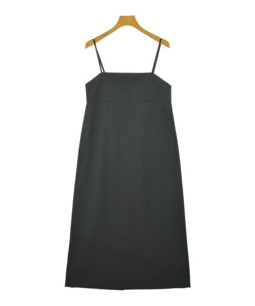 PLST ชุดเดรส