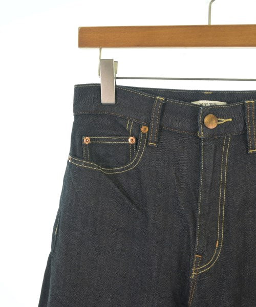 PLST ยีนส์