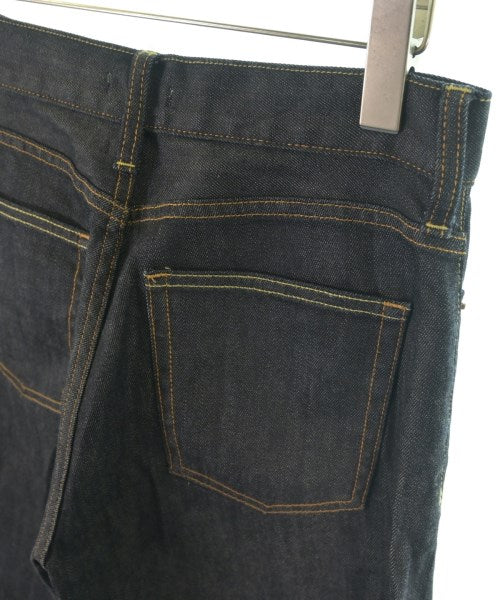 PLST ยีนส์