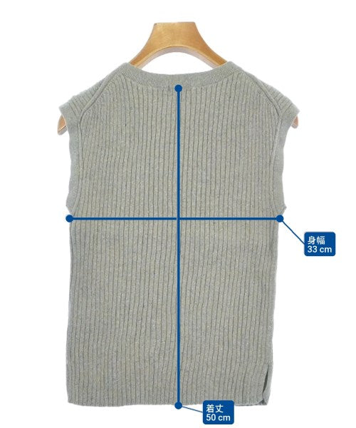 PLST เสื้อแขนกุด