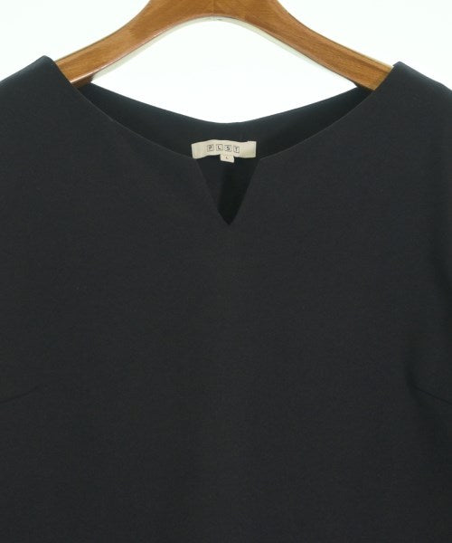 PLST เสื้อสตรี