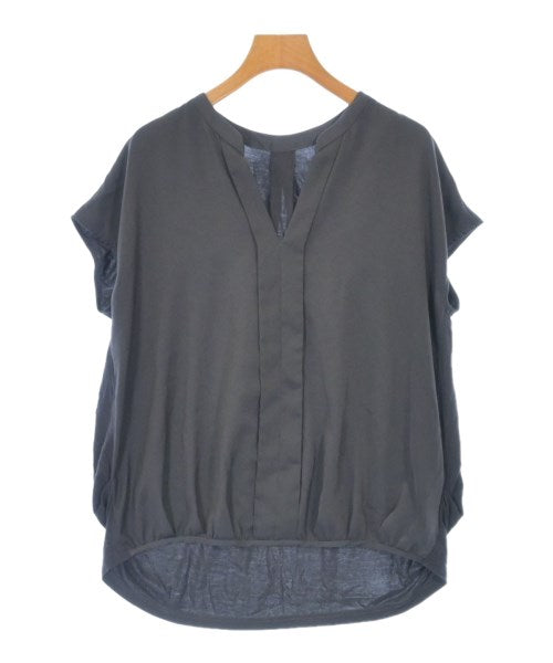 PLST เสื้อยืด/เสื้อท็อปส์