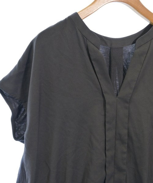 PLST เสื้อยืด/เสื้อท็อปส์