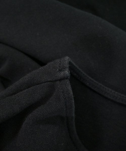 PLST เสื้อยืด/เสื้อท็อปส์