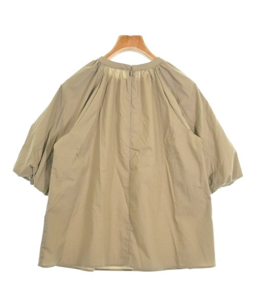 PLST เสื้อสตรี