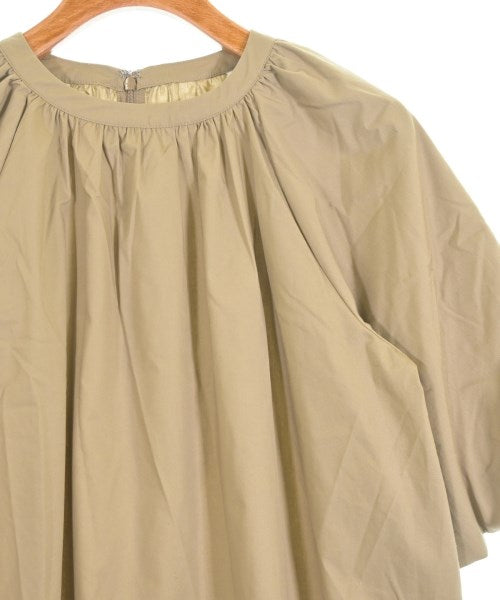 PLST เสื้อสตรี