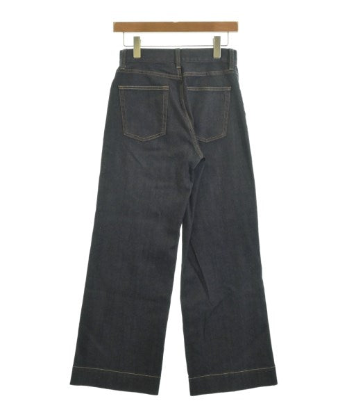 PLST ยีนส์