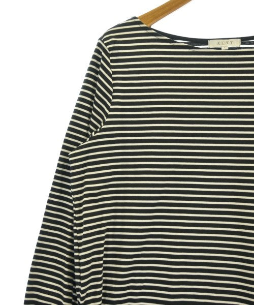 PLST เสื้อยืด/เสื้อท็อปส์