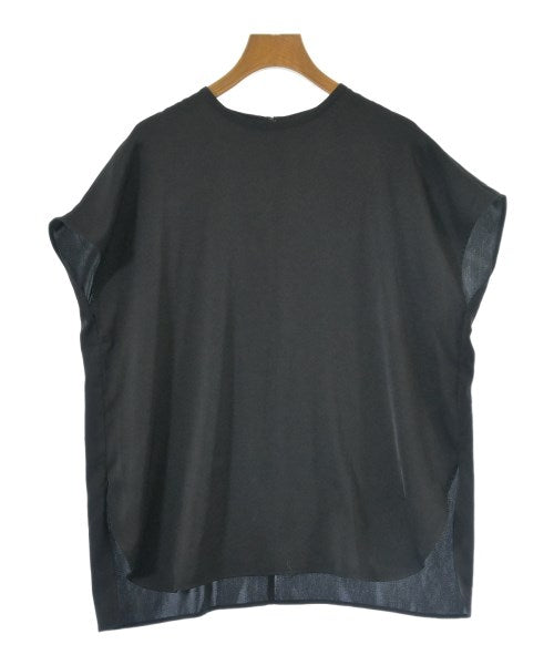 PLST เสื้อสตรี