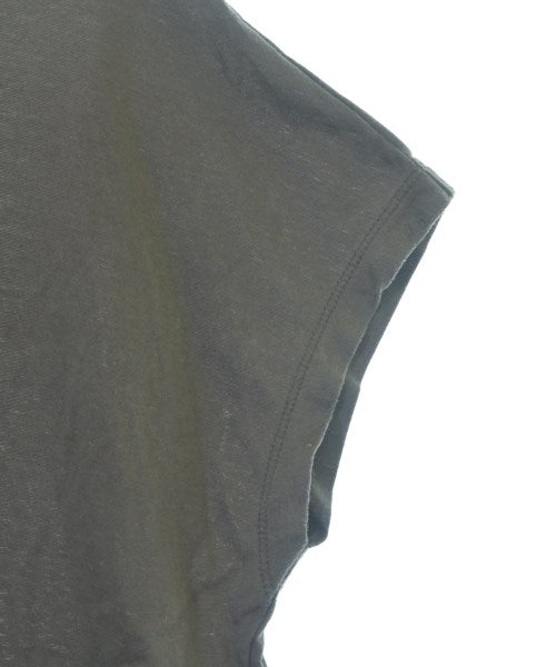 PLST เสื้อยืด/เสื้อท็อปส์