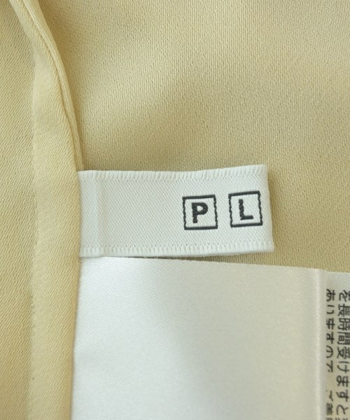 PLST เสื้อสตรี