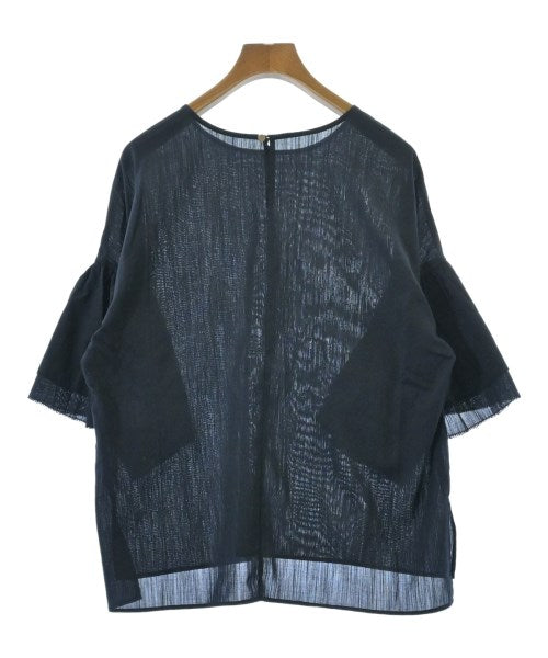 PLST เสื้อสตรี
