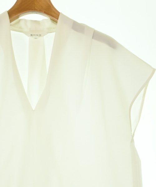 PLST เสื้อสตรี