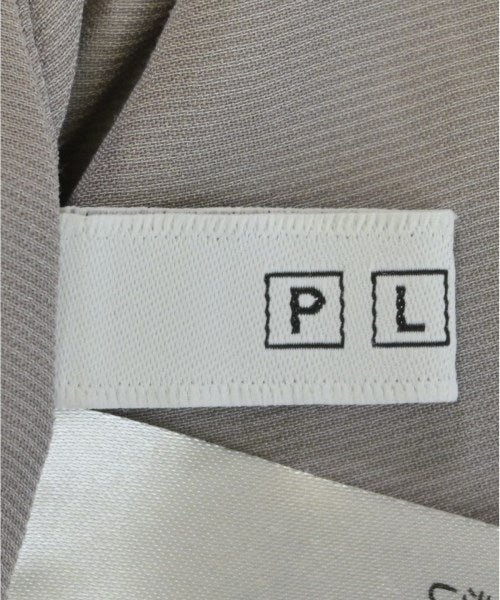 PLST เสื้อสตรี