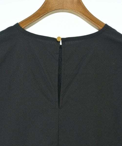 PLST เสื้อสตรี