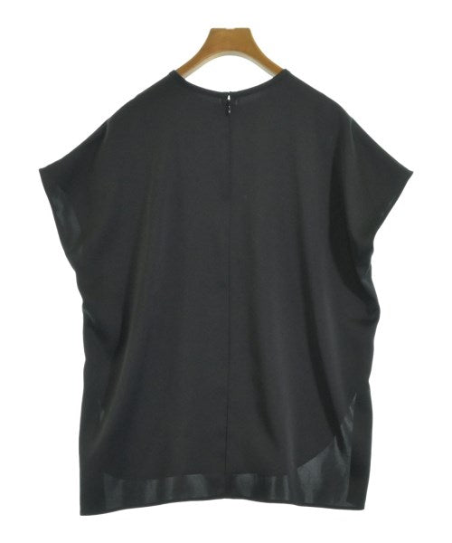 PLST เสื้อสตรี