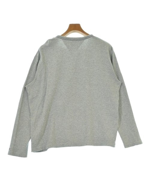 TOMMY HILFIGER เสื้อยืด/เสื้อท็อปส์