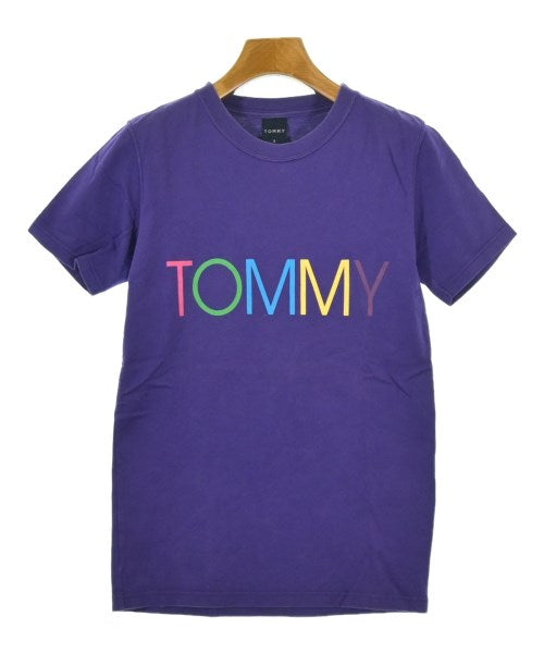 TOMMY เสื้อยืด/เสื้อท็อปส์
