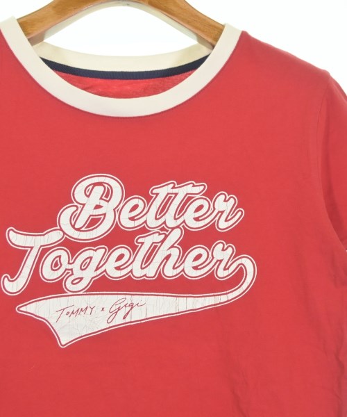 TOMMY HILFIGER เสื้อยืด/เสื้อท็อปส์