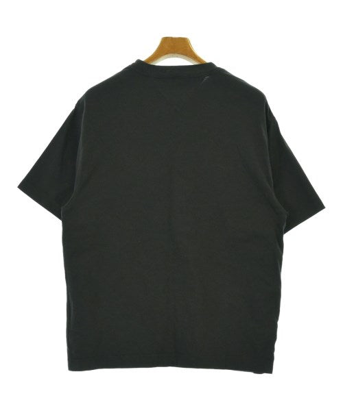 TOMMY HILFIGER เสื้อยืด/เสื้อท็อปส์