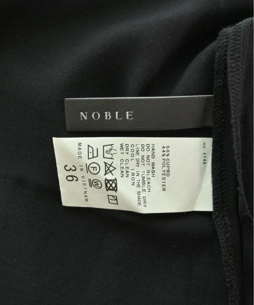 NOBLE ชุดเดรส