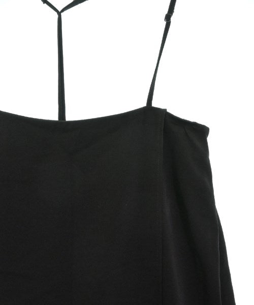 NOBLE ชุดเดรส