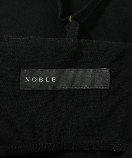 NOBLE ชุดเดรส