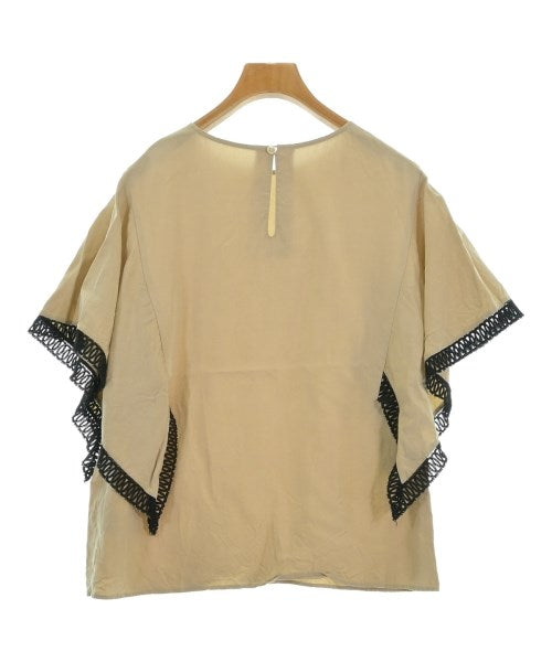 NOBLE เสื้อสตรี