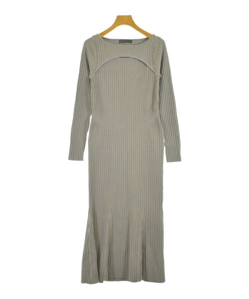 NOBLE ชุดเดรส