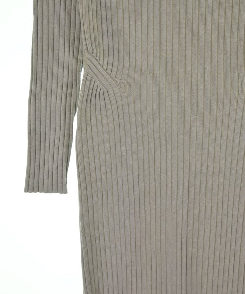 NOBLE ชุดเดรส